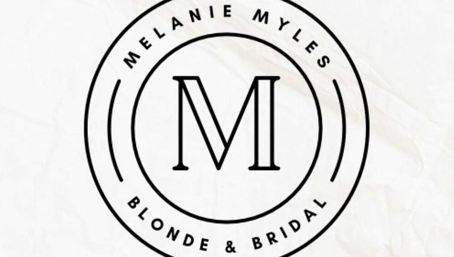 Melanie Myles Hair imaginea 1
