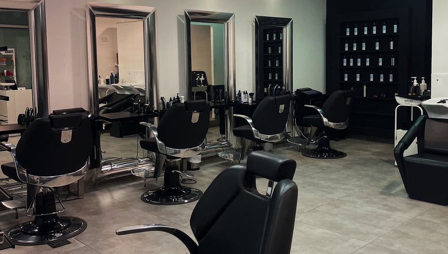 Solo Tre Gents Salon изображение 1