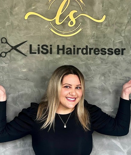 Lisi Hairdresser Bild 2