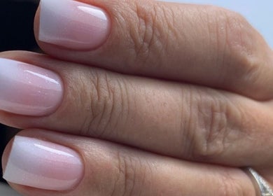 Manucure élégante Ongles de Rêve à Marseille, Provence-alpes-côte D'azur, FR.