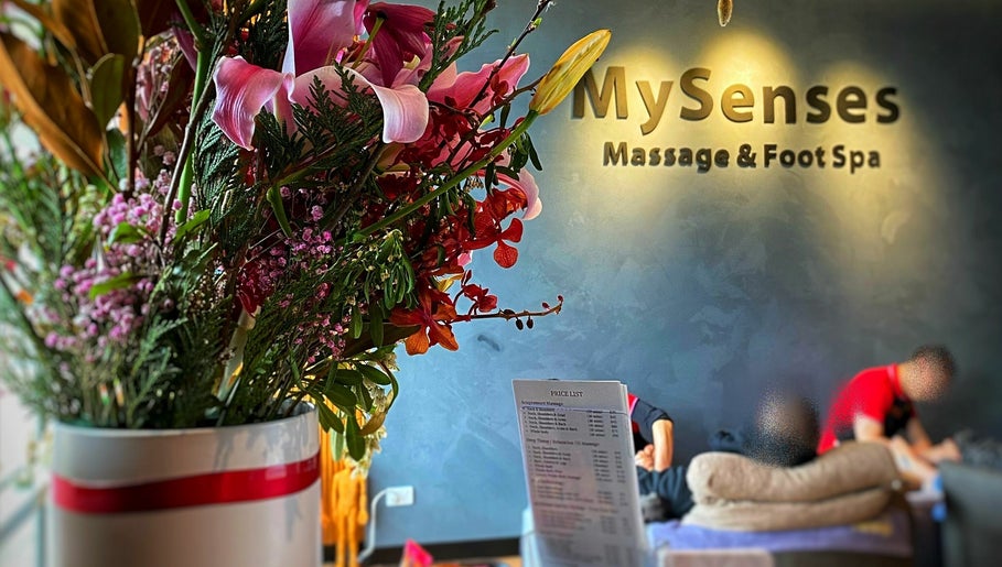 Εικόνα MySenses Massage & Foot Spa 1