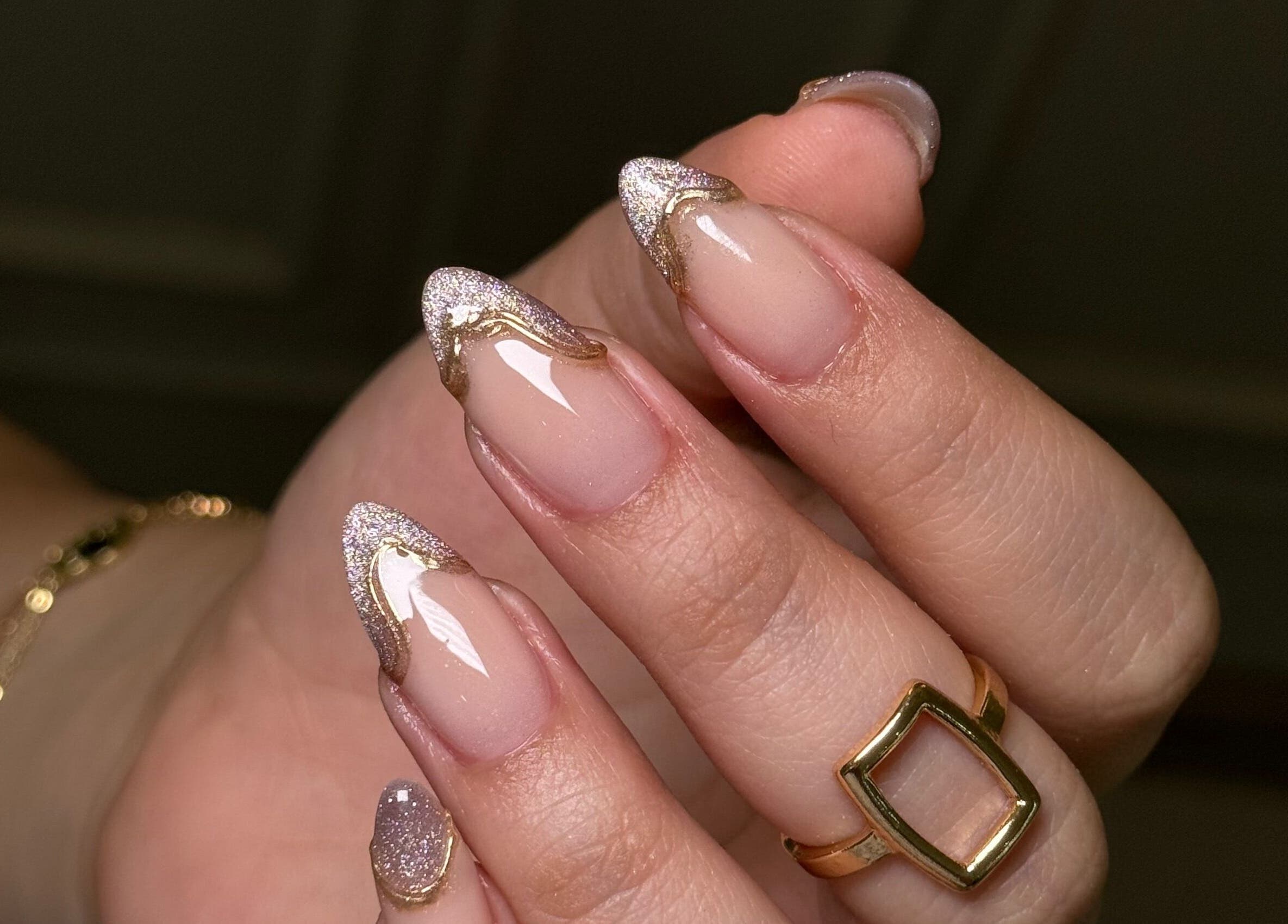 Hermosas uñas decoradas en Melissa Studio, Av. Rómulo Betancourt, Distrito Nacional, DO.