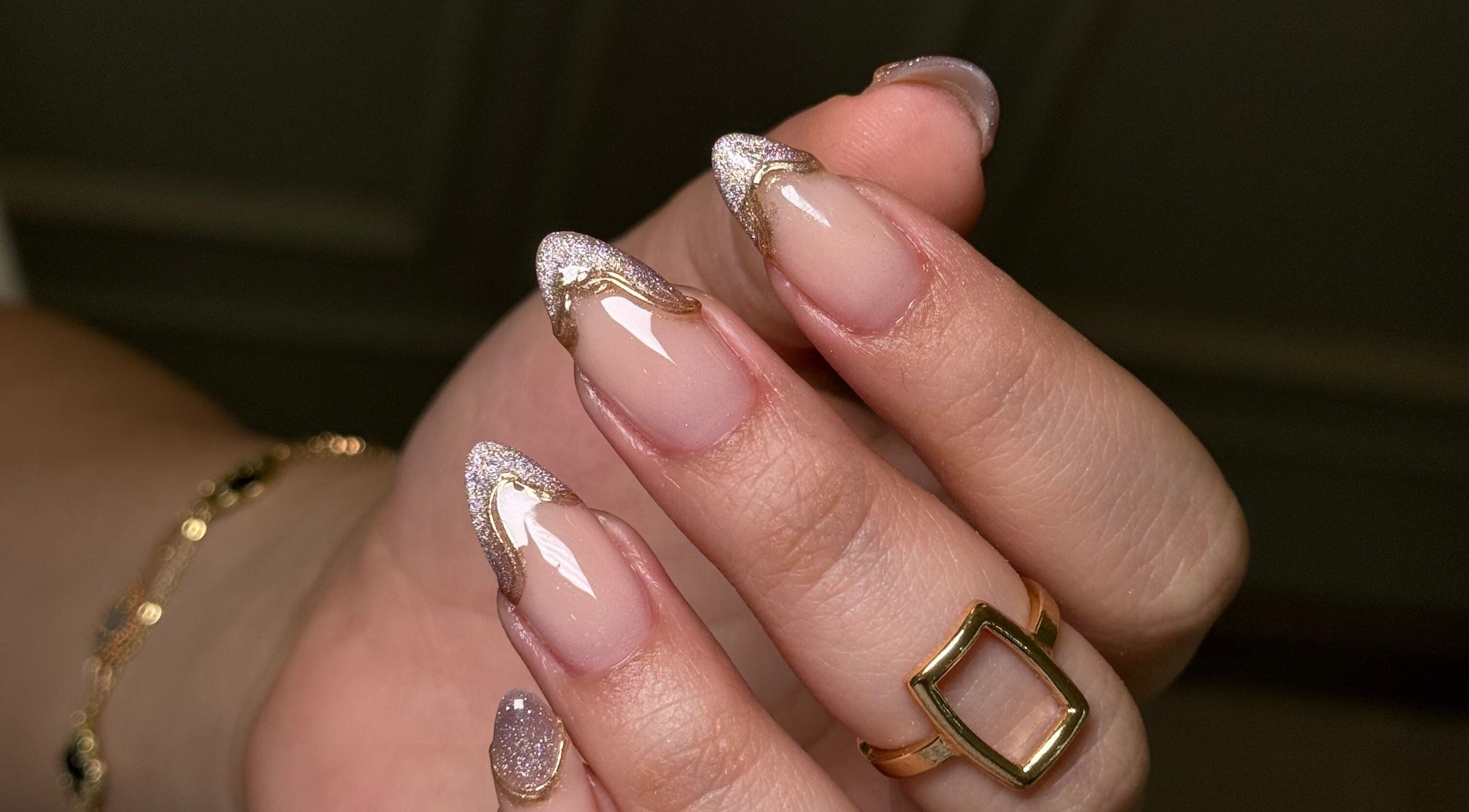 Hermosas uñas decoradas en Melissa Studio, Av. Rómulo Betancourt, Distrito Nacional, DO.