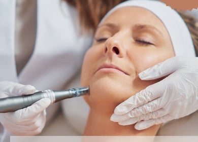 Professional microneedling at IQ Derma Cape Town, Western Cape, ZA enhances skin rejuvenation.