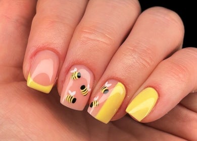 Bee nail art in yellow at Be Beautiful by Gee, Cheltenham, England, GB.