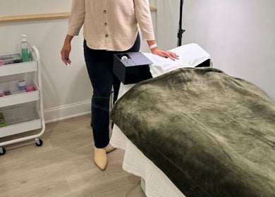 Treatment bed setup at ILash by Lupe in Knoxville, Tennessee, US. Professional, calming beauty space.