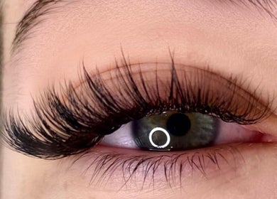 Close-up of expertly crafted eyelash extensions at ILash by Lupe, Knoxville, Tennessee, US.