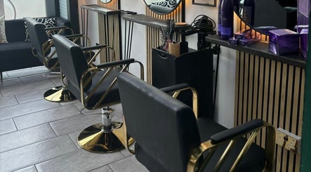 Immagine 2, Black & Bamber