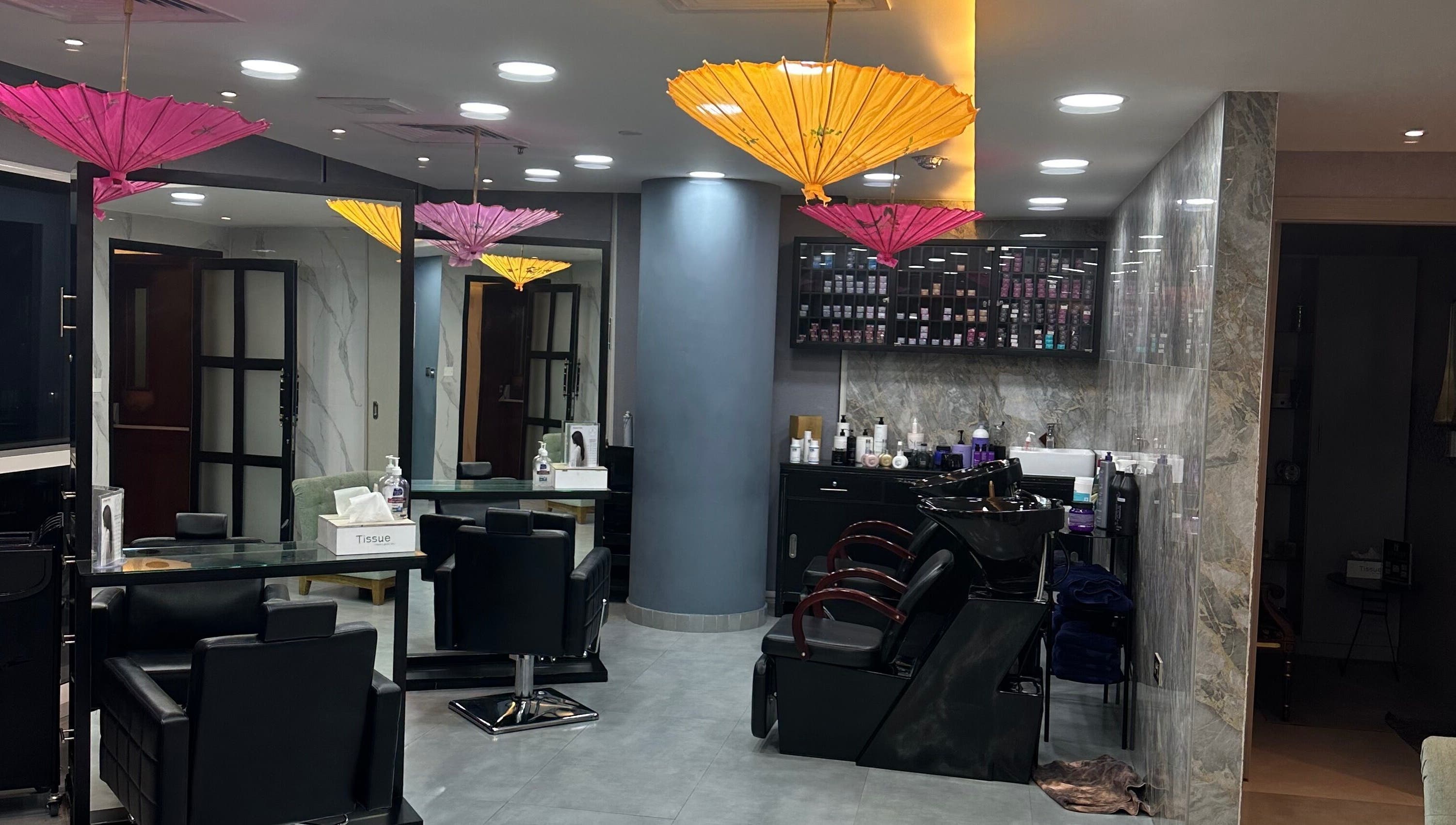 Sophisticated interior of Bel Fiore Ladies Salon in Abu Dhabi, AE featuring elegant decor and stylish seating.