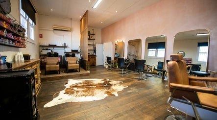 Misty - Stanley and Co Salon image 2