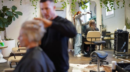 Stanley and Co Salon image 3