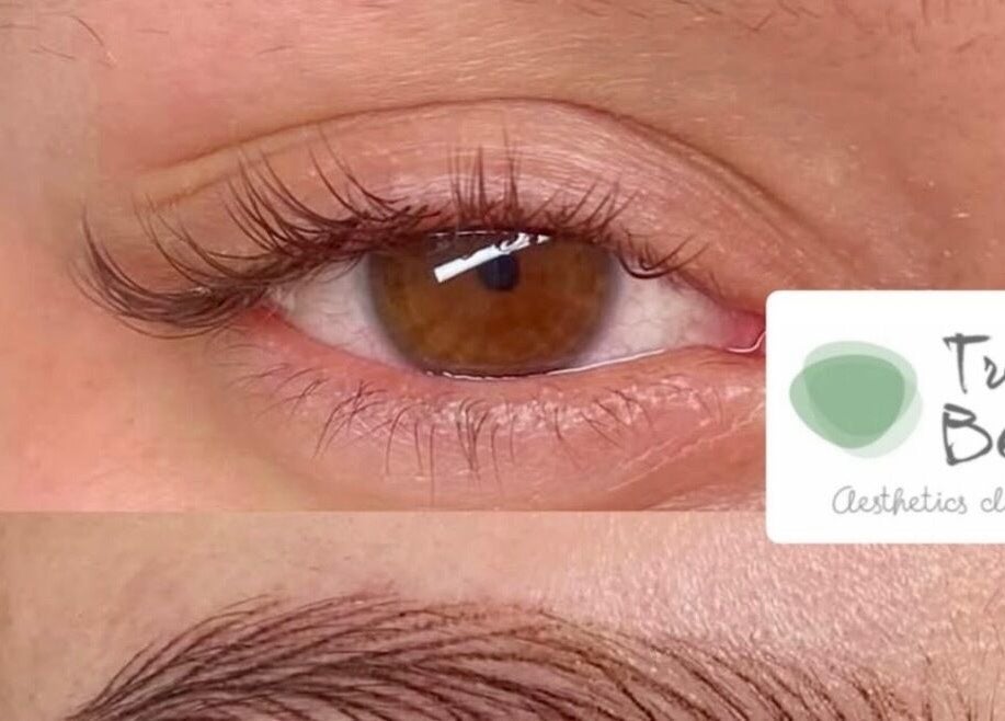 Close-up of a beautifully styled eyebrow at Tres Beaux Aesthetics, Birmingham, England, GB.