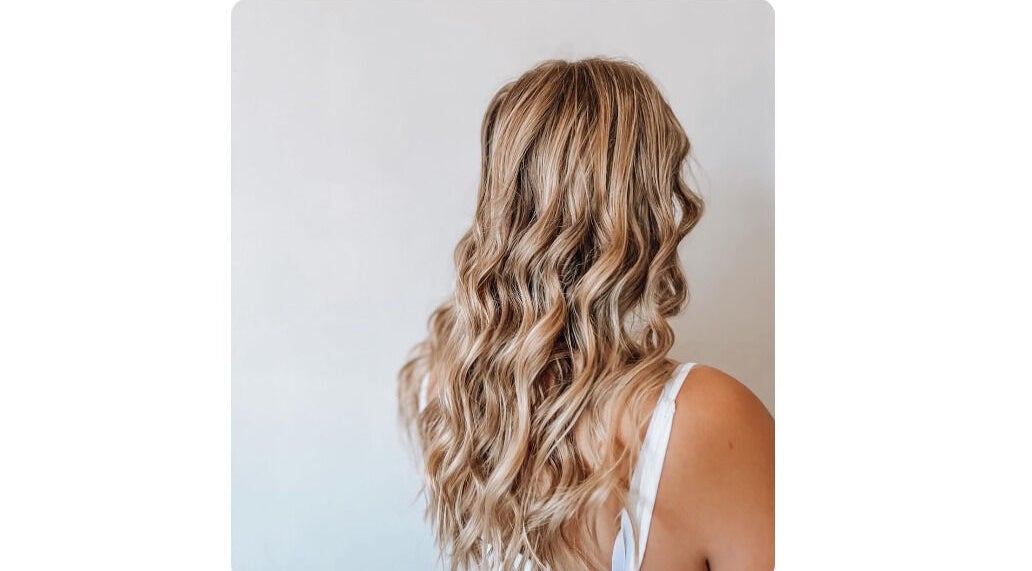 Blonde hair waves styled at Authentic Cutz By Bernice in Gqeberha, Eastern Cape, ZA.