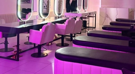 The Contour Club- Glam Bar Leeds