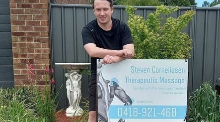 Steven Cornelissen Therapeutic Massage imagem 3