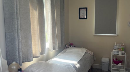 Beauty Works by Rosie