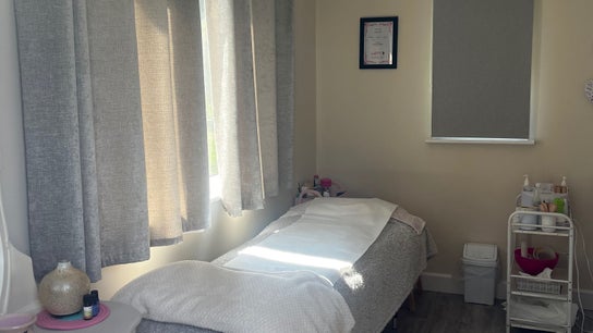 Beauty Works by Rosie