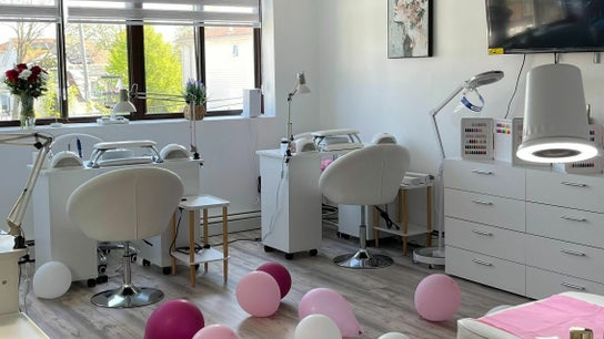 Bliss Beauty Lounge (Russian Manicure Service)