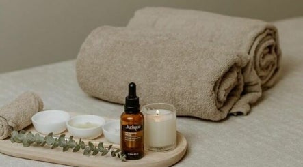 Urban Retreat Massage & Day Spa imagem 3