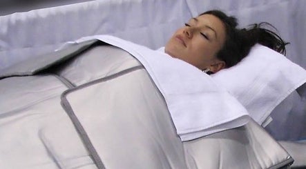 Revive Therapeutic Massage image 3