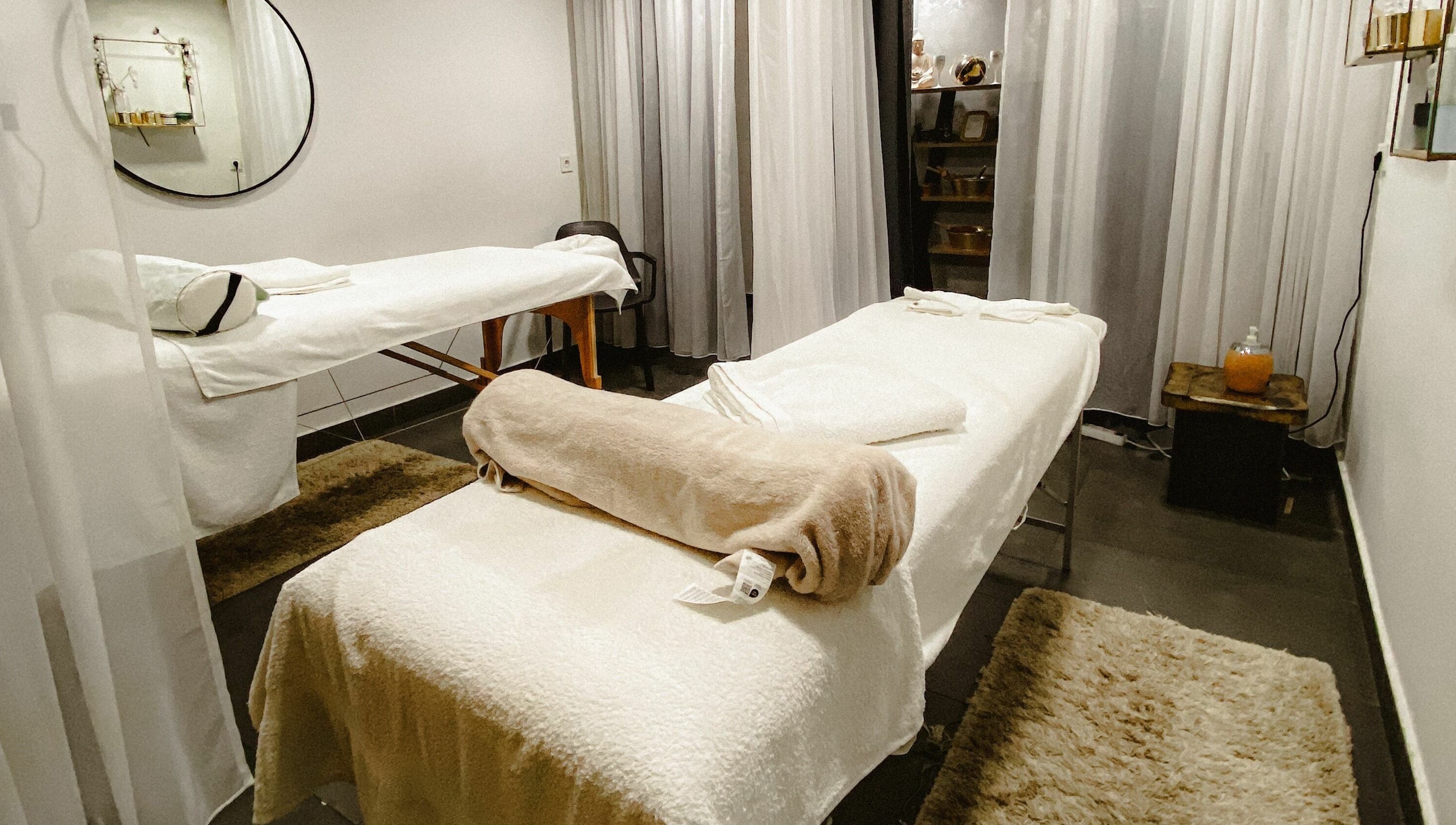 Tranquil massage room at Classics of Massage Spa, Dubrovnik, Dubrovačko-neretvanska Županija, HR with soft lighting.