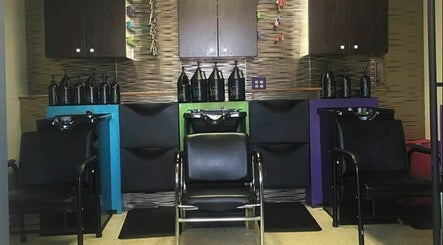 Color Cafe - Beauty Salon