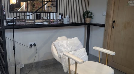 Relaxing beauty chair at The Beauty Barn at Pinwall, Atherstone, England, GB, ready for pampering sessions.