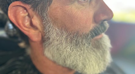 Barber-Anne image 2