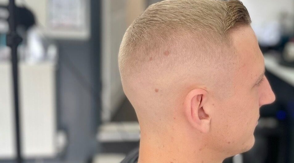 Fresh buzz cut at Allens Barbers & Co in Southampton, England, GB. Modern hairstyle for a stylish look.