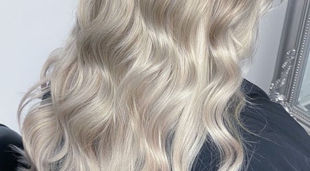 Taylored Hair - We Have Moved
