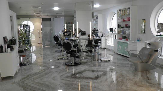 Beauty Care Men’S  Barber Spa  بيوتي كير حلاقة سبا رجالي