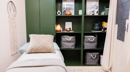 Big Calm Holistic Therapies imagem 2