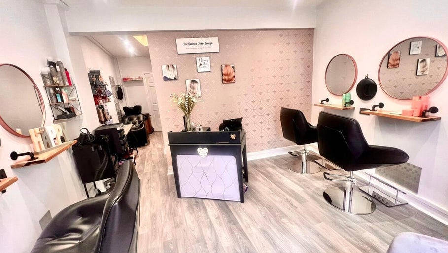 The Beehive Hair Lounge imagem 1