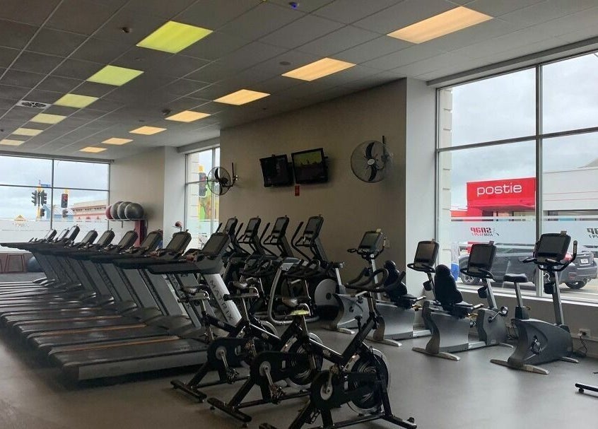 Modern gym at Snap Fitness Invercargill featuring treadmills and bikes in Invercargill, Southland, NZ.