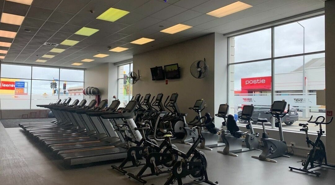 Modern gym at Snap Fitness Invercargill featuring treadmills and bikes in Invercargill, Southland, NZ.