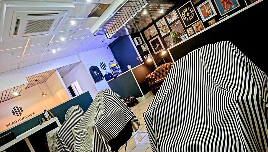 Head Honcho's Barbershop/Salon – obraz 1