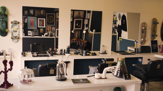 Head Honcho's Barbershop/Salon