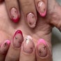 Thais nails