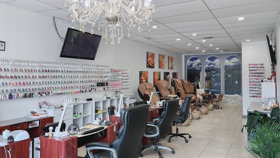 MJ Salon Hair and Nails 1paveikslėlis