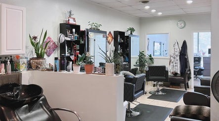 MJ Salon Hair and Nails 2paveikslėlis