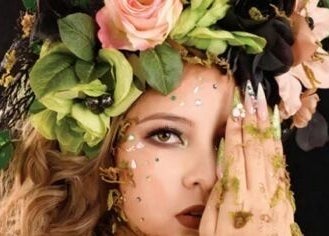 Intricate floral headpiece at Mia Secret George, George, Western Cape, ZA, showcasing stunning beauty and artistry.