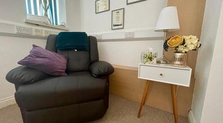 Ana Bradley Hypnotherapy image 3