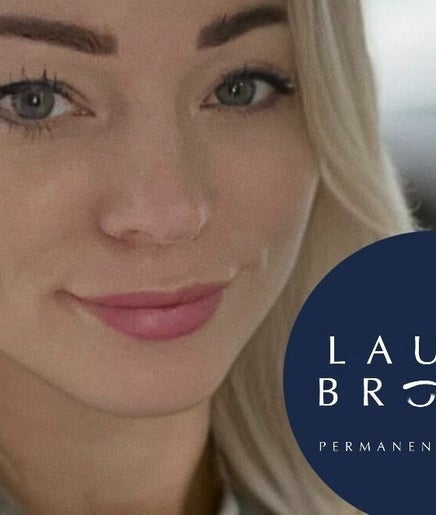 Laura Brown Permanent Makeup and Beauty afbeelding 2