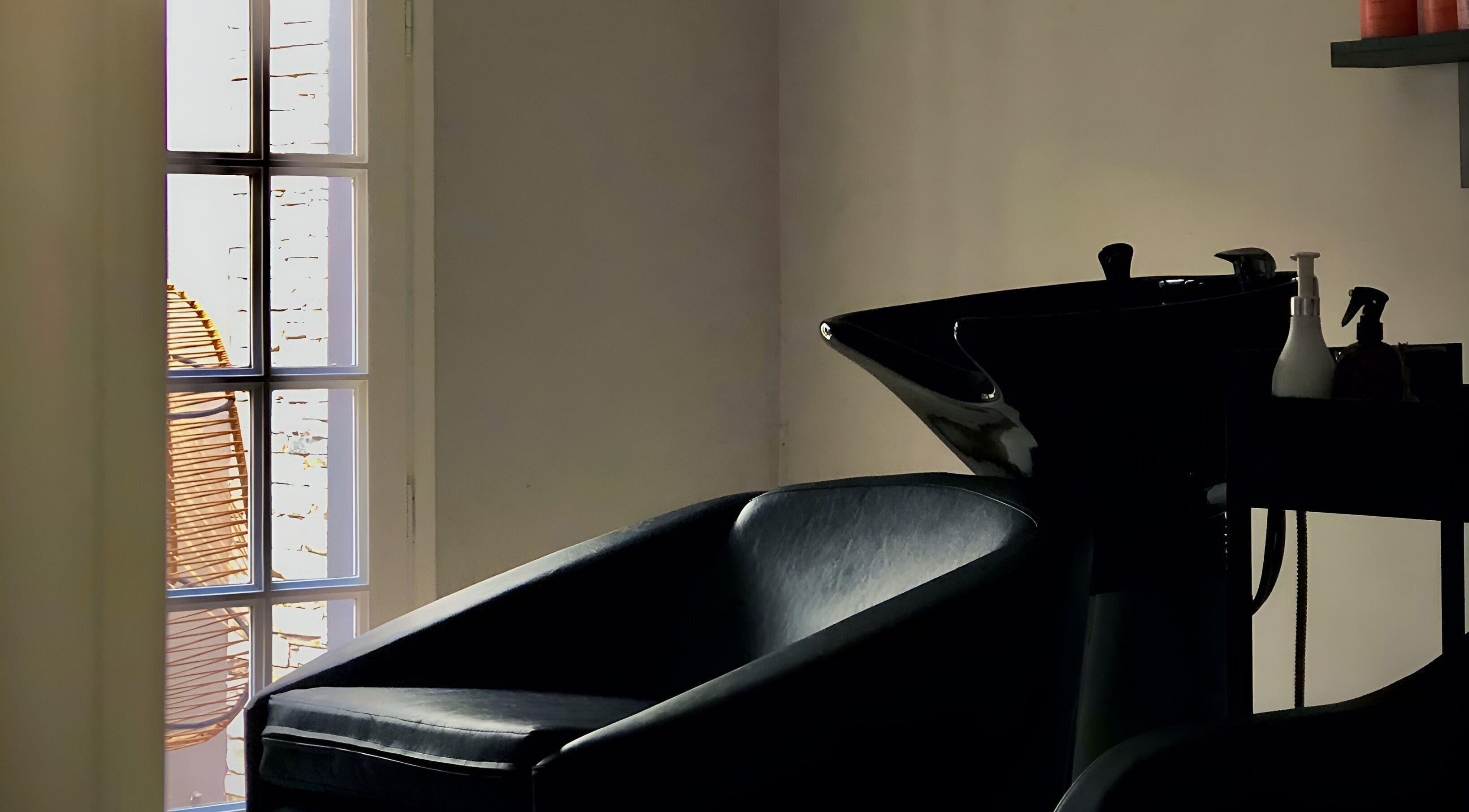 Área de lavado en Zane Hair Designer Studio Guemes Mdq, Mar del Plata, Provincia de Buenos Aires, AR.