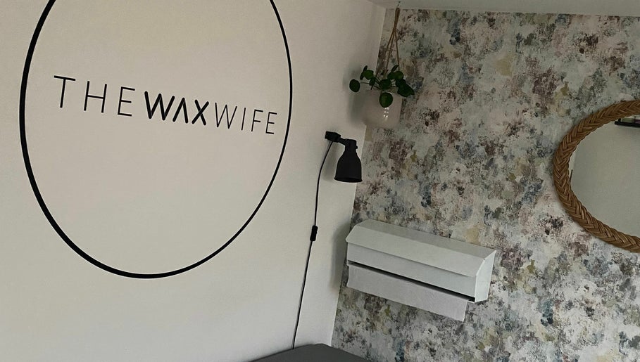 The Wax Wife imaginea 1