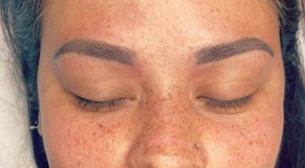 Browz by Zahra Blinc Artistry Ltd, bilde 3