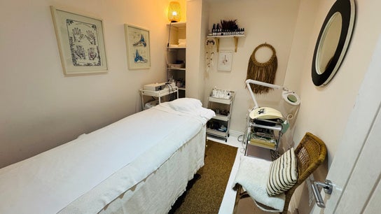 Pure Face Works at Jojo Beauty & Holistic Therapies