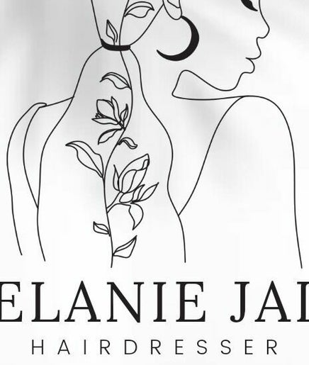 Melanie Jade Hair – kuva 2