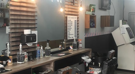Zer01 BarberShop 
