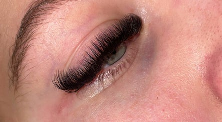 Immagine 2, What the Fluff Lash Artistry